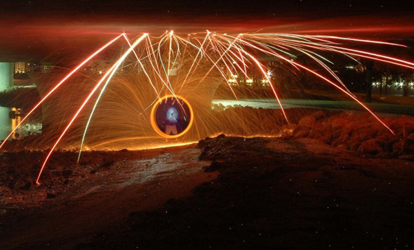 燃燒吧鋼絲絨！15張華麗的長時間曝光照片