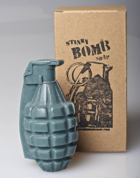 Fire in the Hole！用「手榴彈肥皂」洗個名符其實的戰鬥澡吧！