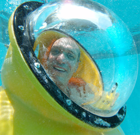 HydroBOB，讓人想投十元的水下摩托車