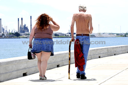 胖女與瘦男，賺得錢比人少？