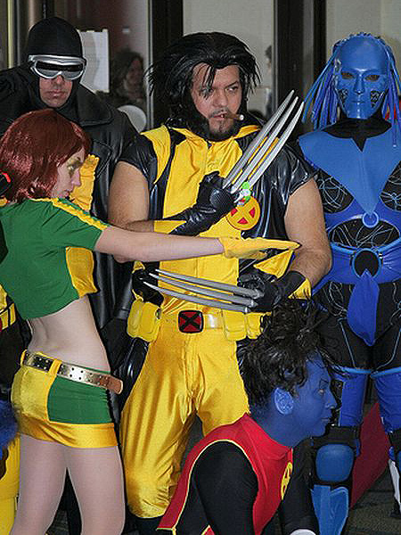 X戰警4還沒上映，金鋼狼的戲服驚傳流出？（誤）