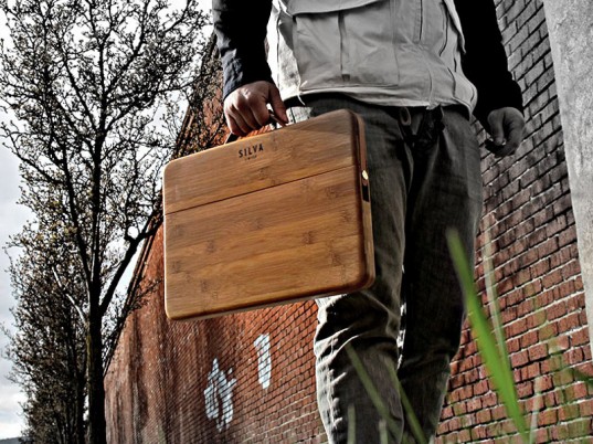 你崇尚自然嗎？那就換個竹製MacBook Pro筆電包吧！