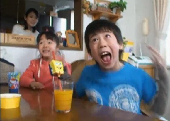啊啊啊～海綿寶寶讓小朋友像都喝了海尼根一樣尖叫！！！