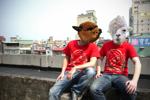 [火熱開T文] 熱血不落人後的日本震災設計T恤「救世軍」