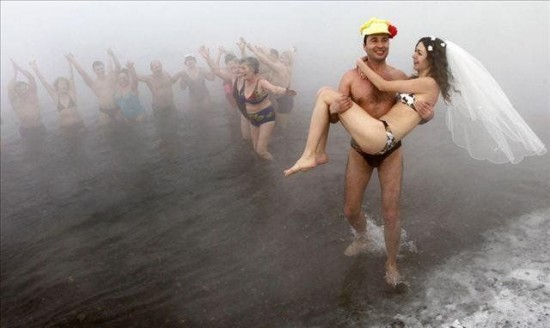 愛到冰天雪地！俄羅斯零下三十度的婚禮