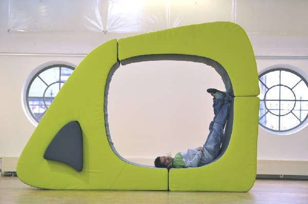 要坐要躺隨便你的CUBE組合家具