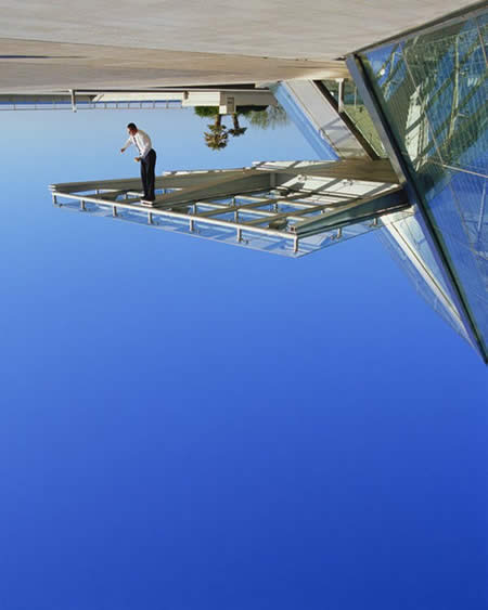 Philippe-Ramette-uphaa-art-(2)