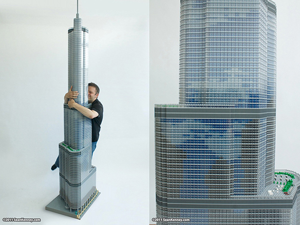 樂高蓋大樓！三公尺高的樂高版川普大樓