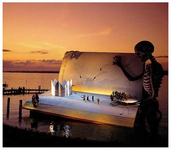 嘆為觀止的湖上歌劇院Bregenz Festival