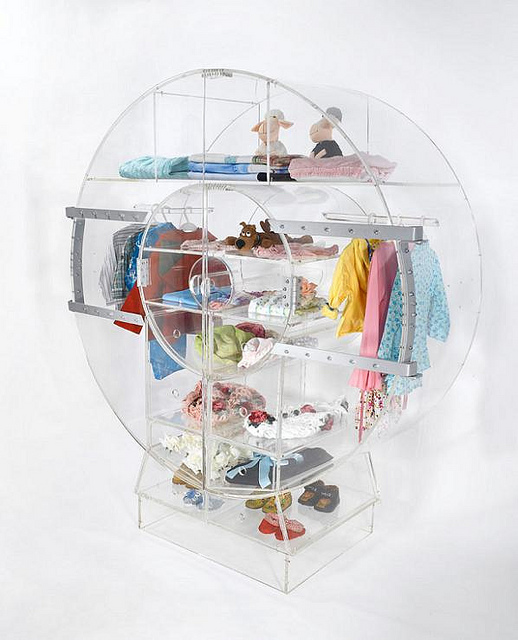 透明圓滾滾，衣服亂放一看就知道的兒童衣櫥