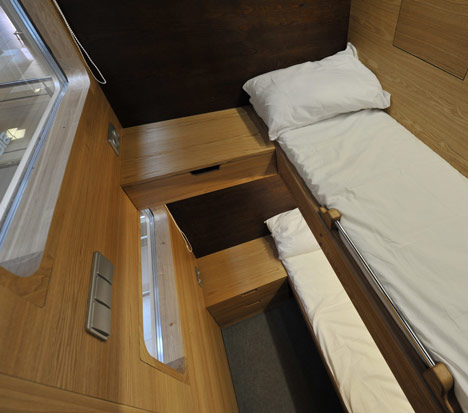 dezeen_Sleepbox-by-Arch-Group_06