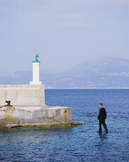 Philippe-Ramette-uphaa-art-(5)