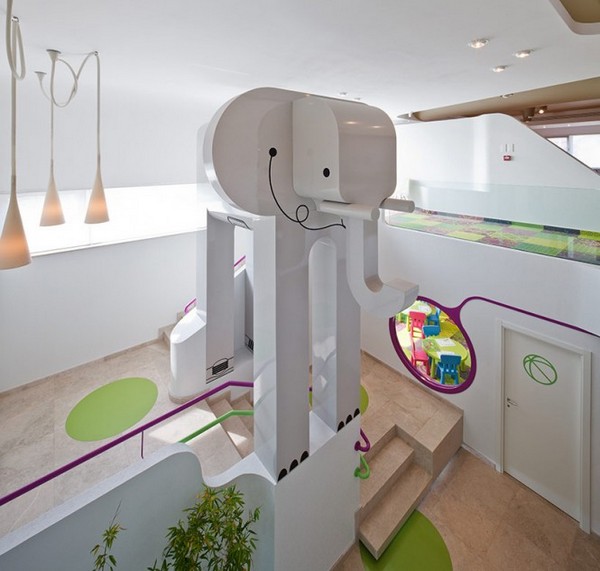 品味童趣玩味時光─菲爾家庭式餐廳