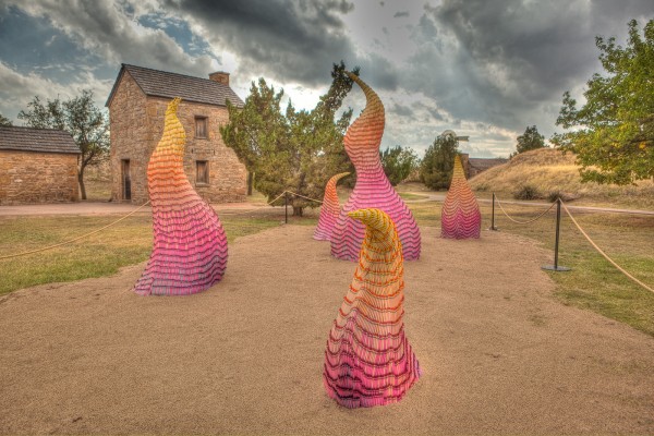 另一種用蠟筆描繪野火的方式「野火蠟筆雕塑展」