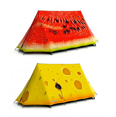 野外露營也要搞笑～帳篷大玩變裝秀！