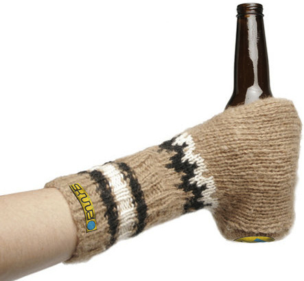 再冷還是要乾一杯的啤酒毛線手套！