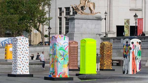 逐漸消失的街頭電話亭 創意變身重現倫敦迎奧運