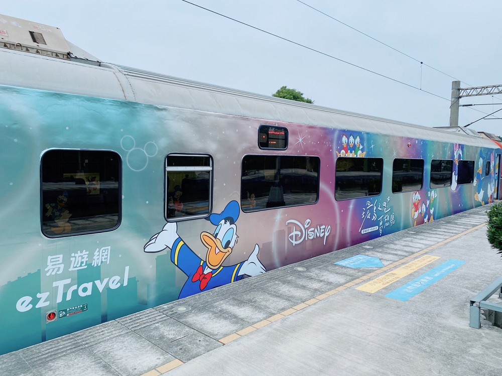 LEGO迪士尼100周年紀念商品、主題列車！天外奇蹟、迪士尼公主化身可愛版樂高