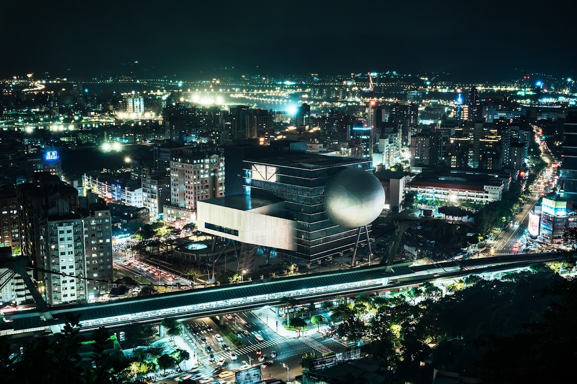 2022台北白晝之夜「士林大戲院」亮點！街頭光雕、科教館電音秀亮相4大展區