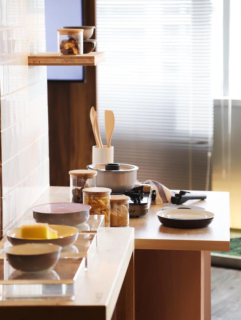 一器呵成！居家設計品牌 JIA 品家家品 x 日本設計大師柴田文江聯名合作新品－【虹彩鋼 賞味】系列新上市