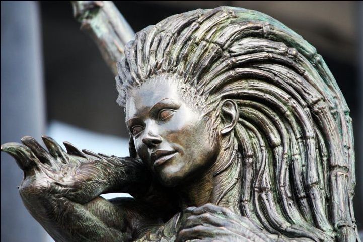 3D 列印的無限可能，女王系超威跟鞋