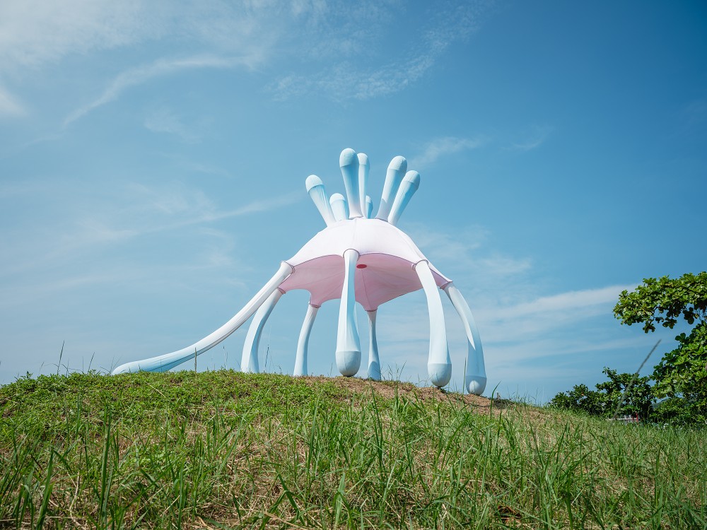 2023基隆潮藝術亮相正濱漁港！漂浮生物、光影創作等10組作品探索「海光介面」