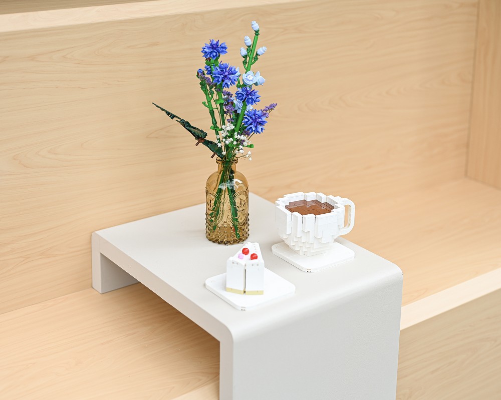 「樂高花藝咖啡屋」亮相台北信義誠品！ 野花花束、乾燥花擺設全新花藝系列登場