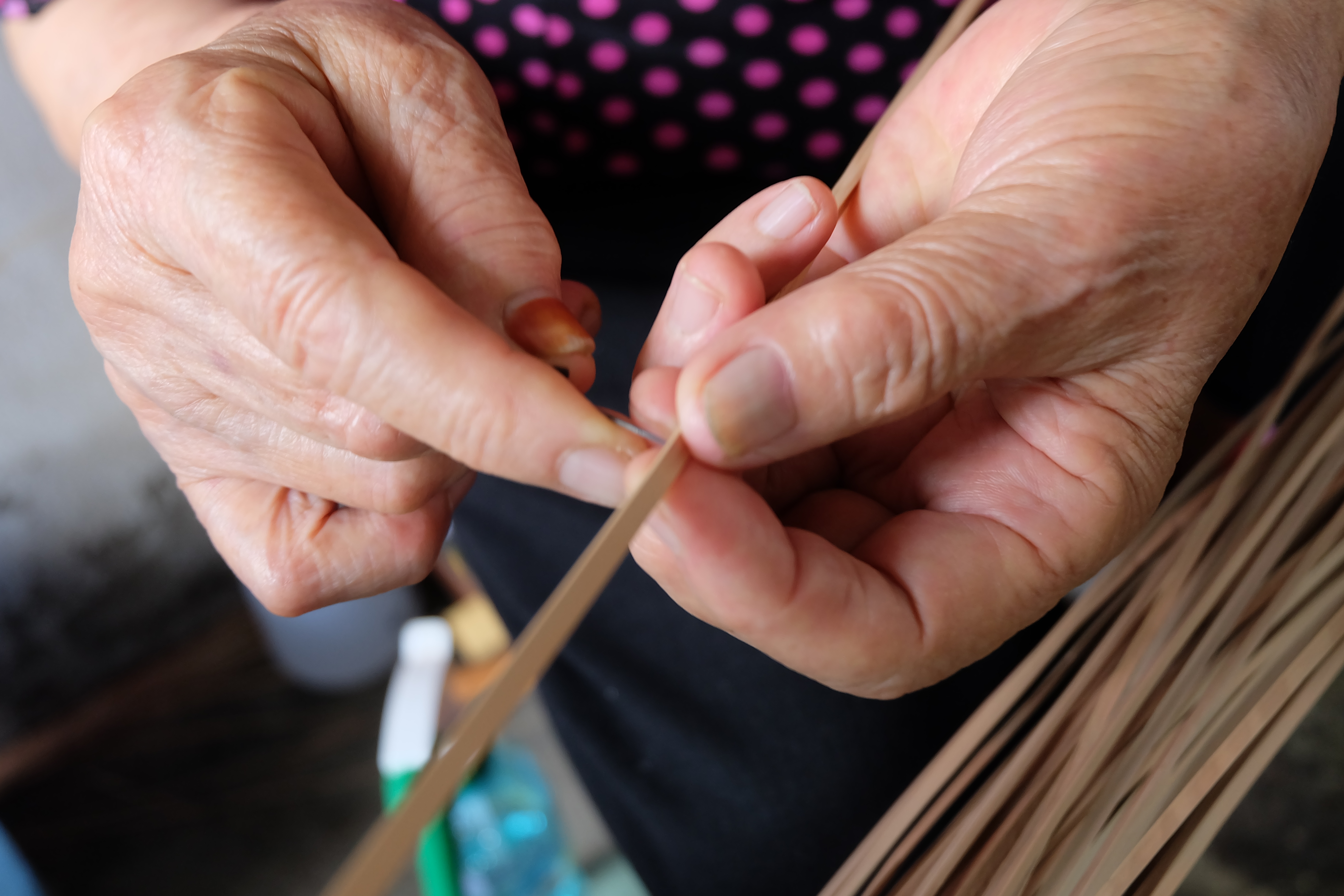 苗栗苑裡 300 年藺草編織工藝下一代接棒！「藺子」發起藺編工藝復興計劃