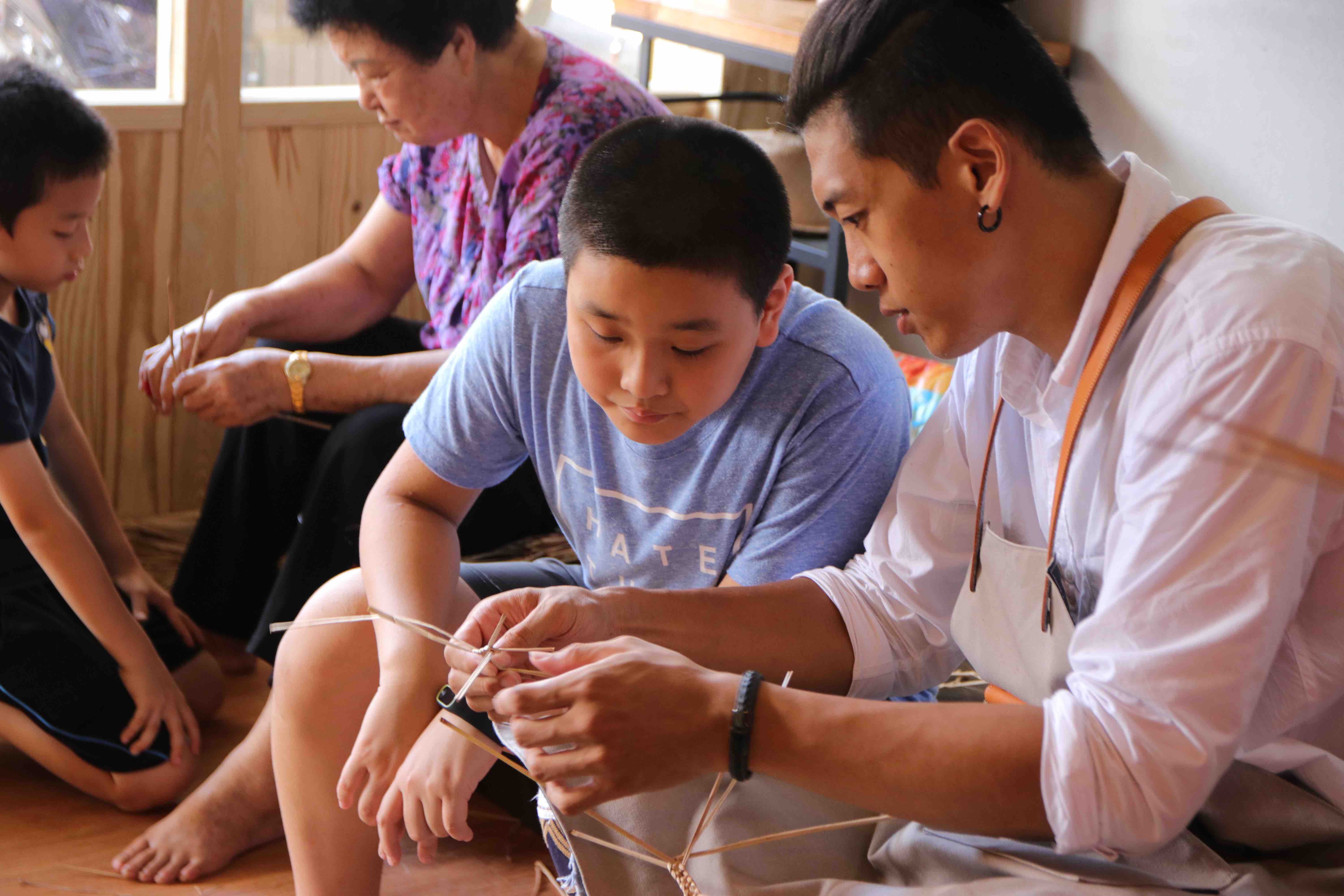 苗栗苑裡 300 年藺草編織工藝下一代接棒！「藺子」發起藺編工藝復興計劃