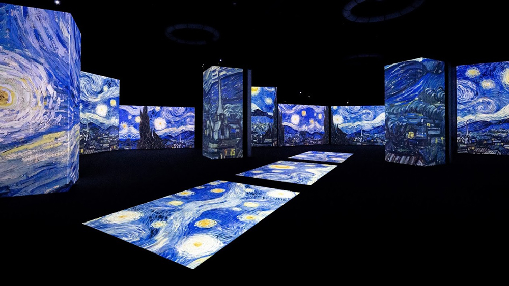 《再見梵谷-光影體驗展》移師高雄!新增瑰麗「紅色藝廊」經典畫作、空間更高大,3000 幅作品新面貌登場