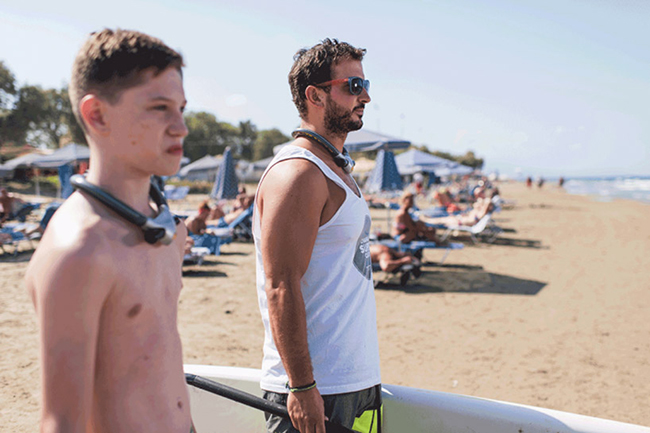 世界上最小的救生衣 Ploota,只有普通救生衣 1/50 大小