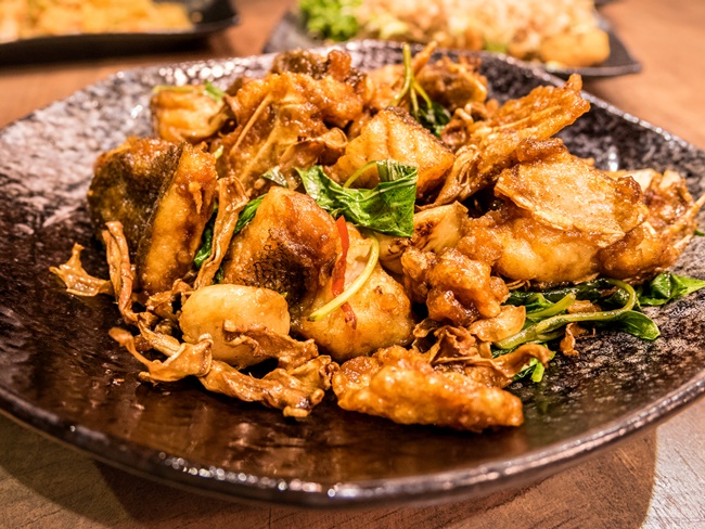 【美食名片夾】一魚多吃的 Q 彈野生魚大餐 - 八度野生魚鋪