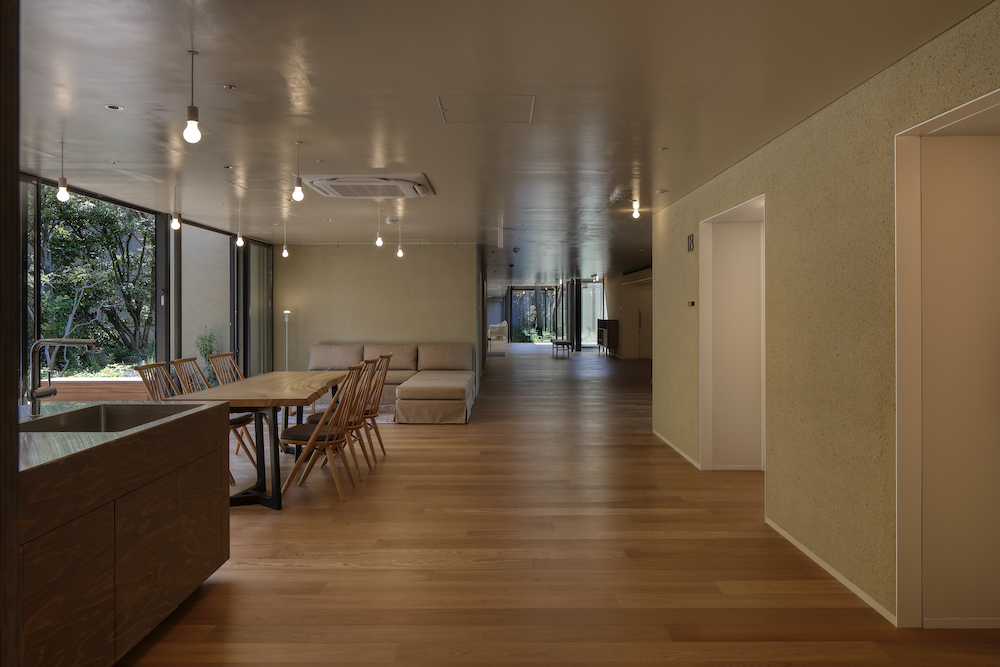 臨終前的溫柔寧靜時光！日本靜岡「いまここ」綠意圍繞的緩和醫療病房設計