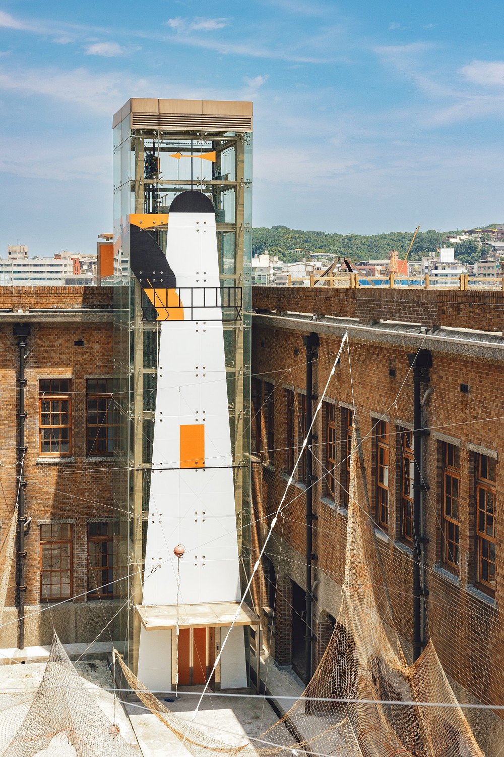 2022基隆潮藝術亮點!透抽魚棚彩繪、阿根納光雕、海味食堂亮相漁會正濱大樓