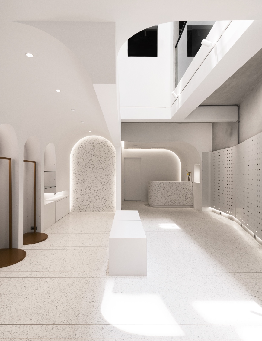 令人流連忘返的空間大改造!精選貫穿建築的四層樓天井、全球最佳咖啡廳等 3 大翻新建築