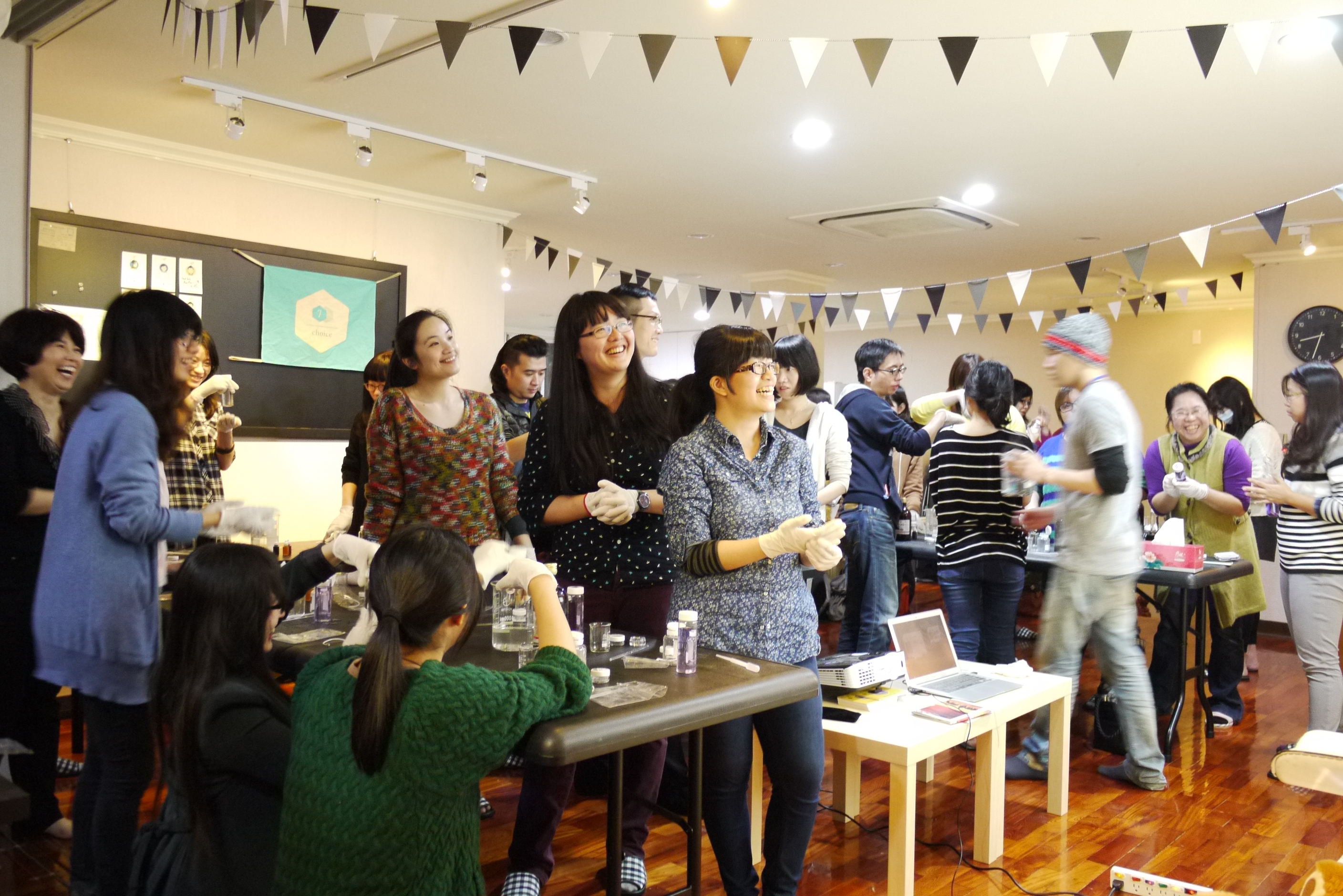 跟想像中一樣好玩！天氣瓶體驗營現場直擊