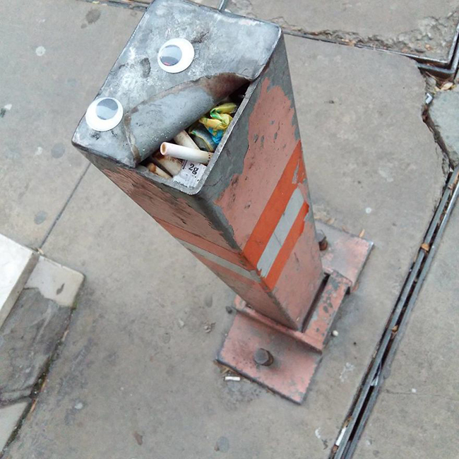 你在看我嗎？修補街頭裝置的「大眼睛」