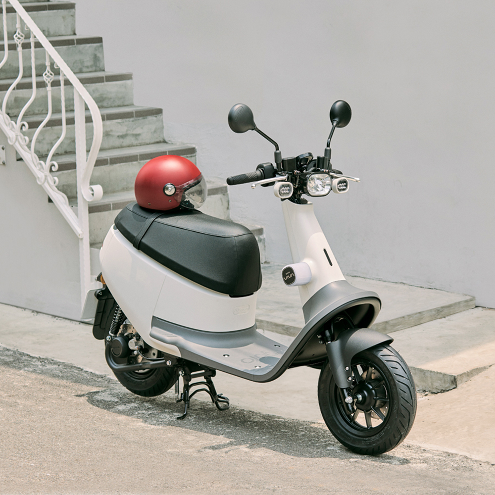 挑戰最美電動摩托車！MUJI 無印良品 X Gogoro VIVA  Plus「無印白」車款驚喜亮相