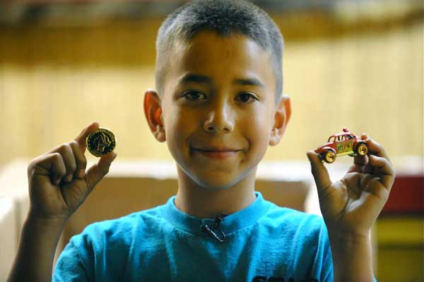 史上最強家家酒！9歲男孩教你自己蓋遊樂場