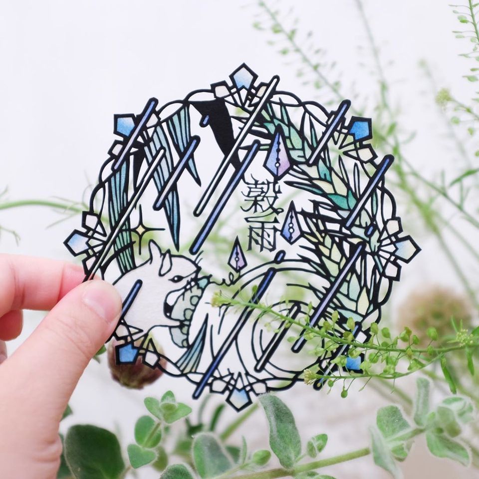 絕美二十四節氣紙雕！日本藝術家刻出如同彩繪玻璃的鏤空花草、動物的精緻工藝