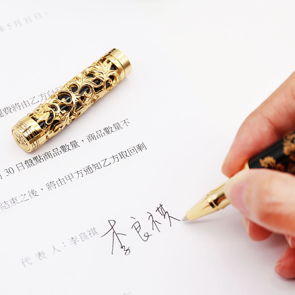 故宮「金番花青地」花瓶化為靈感繆思！ARTEX x 故宮聯名金番花文具組，讓書寫也有帝王級藝術體驗