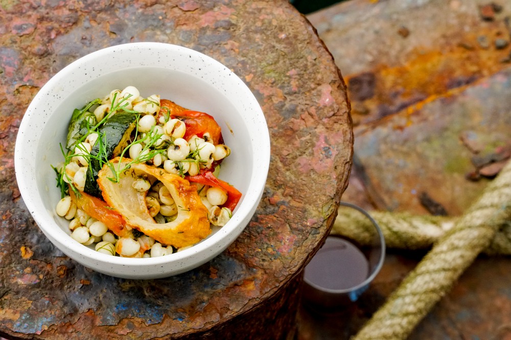 2022基隆潮藝術亮點!透抽魚棚彩繪、阿根納光雕、海味食堂亮相漁會正濱大樓