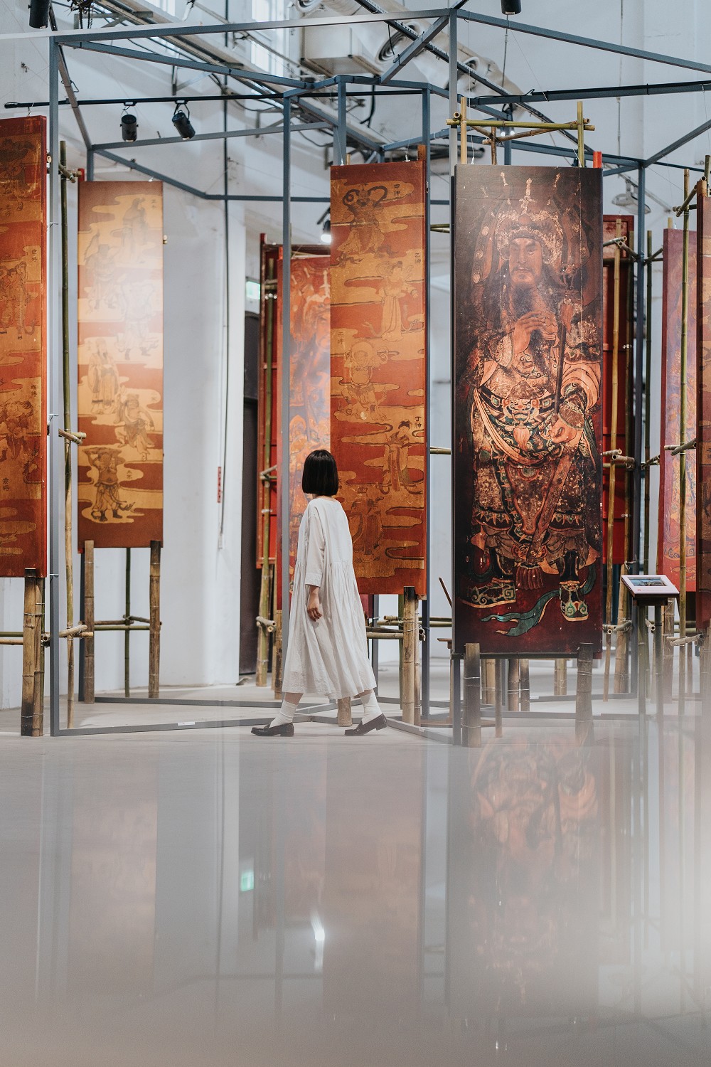 台中「續舊式-2023彩繪修護特展」!集結匠人彩繪修護工藝、廟宇門神美學等亮點