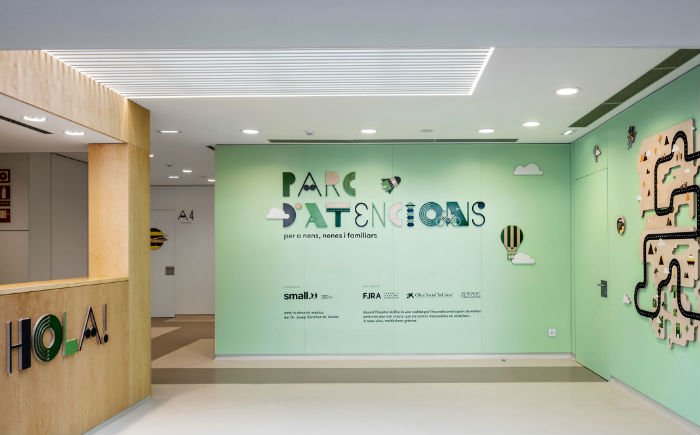 脫去醫院冰冷形象！兒童家具加上平面設計，打造暖心的兒童醫院