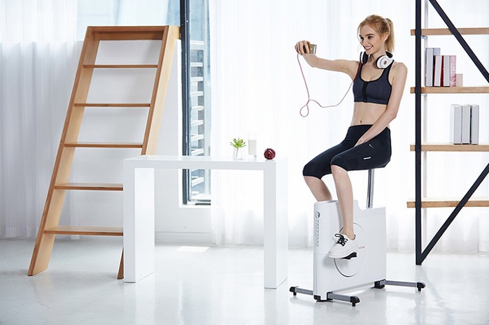 防疫在家運動儀式感!6個健身App、燃脂瑜珈影片、居家運動必備選物