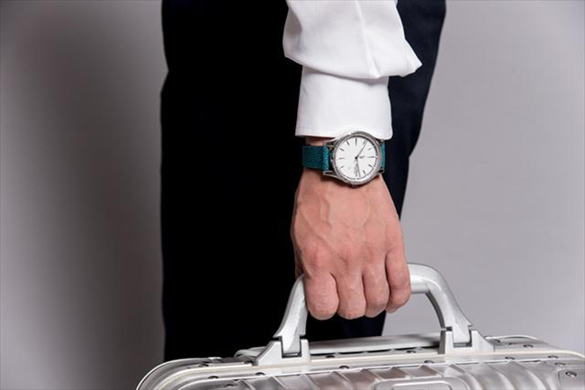 以織田信長為名！融入武士精神的大馬士革鋼腕錶