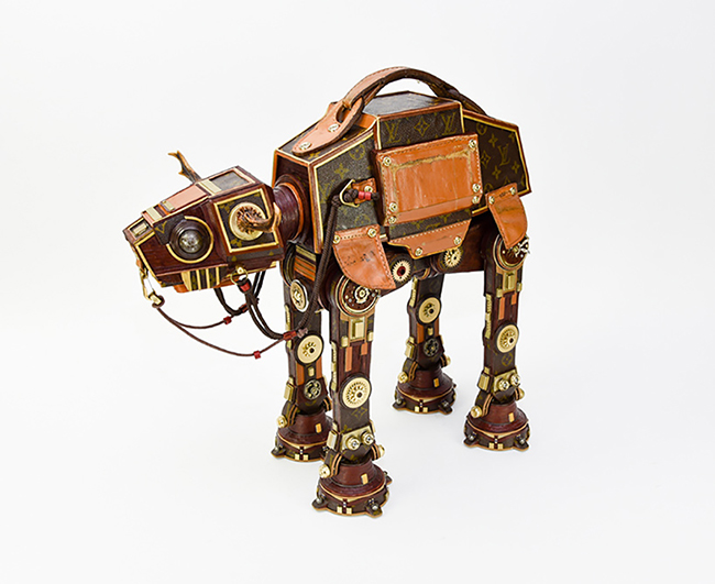 黑武士參加時尚派對？LV 經典包款變形為星際大戰人物