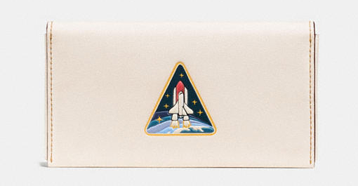 NASA 探勘時尚界？Coach Space 向太空時代致敬  