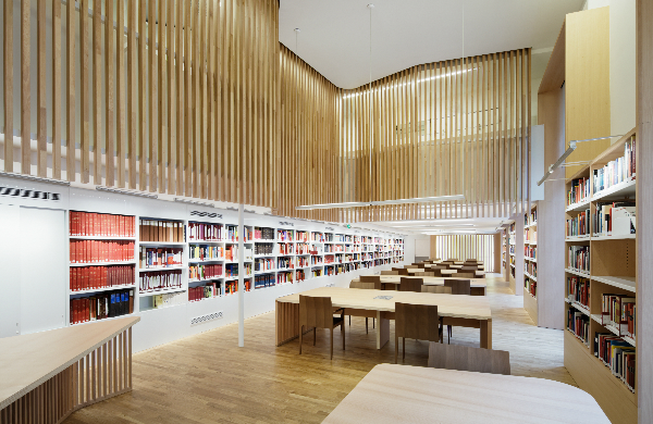 世上最美圖書館之一！法國國家圖書館 10 年翻新風華再現