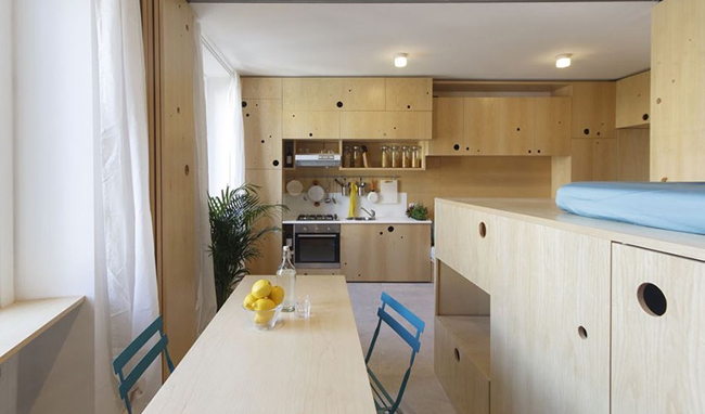 義大利 10 坪活動隔板系統收納公寓